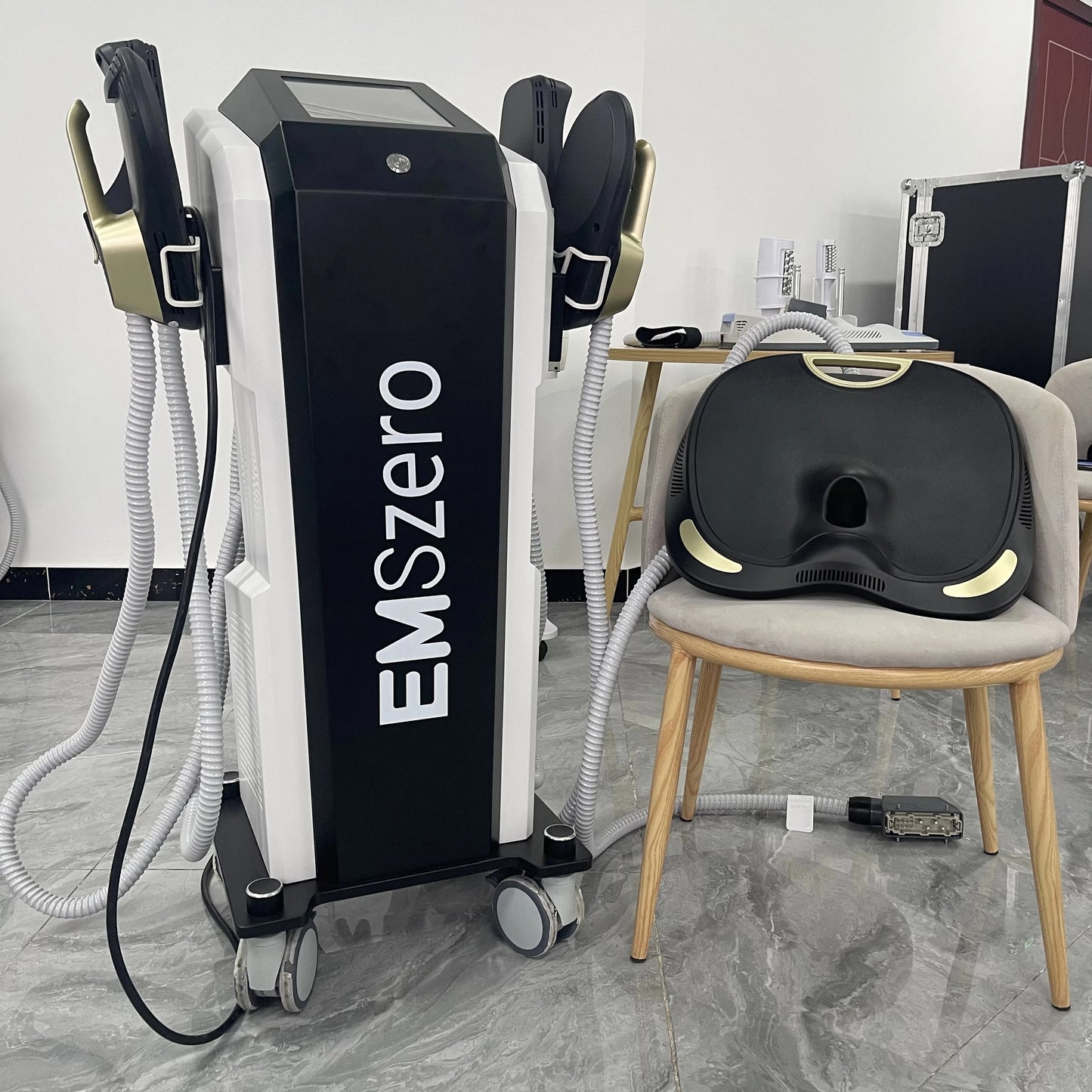 EMSZERO NEO15 Tesla 6500W EMSZERO RF 4 Handle Working Simultaneously Easy